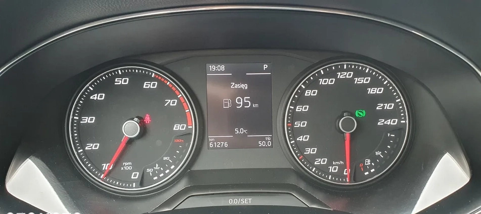 Seat Arona cena 63999 przebieg: 61000, rok produkcji 2018 z Rzepin małe 466